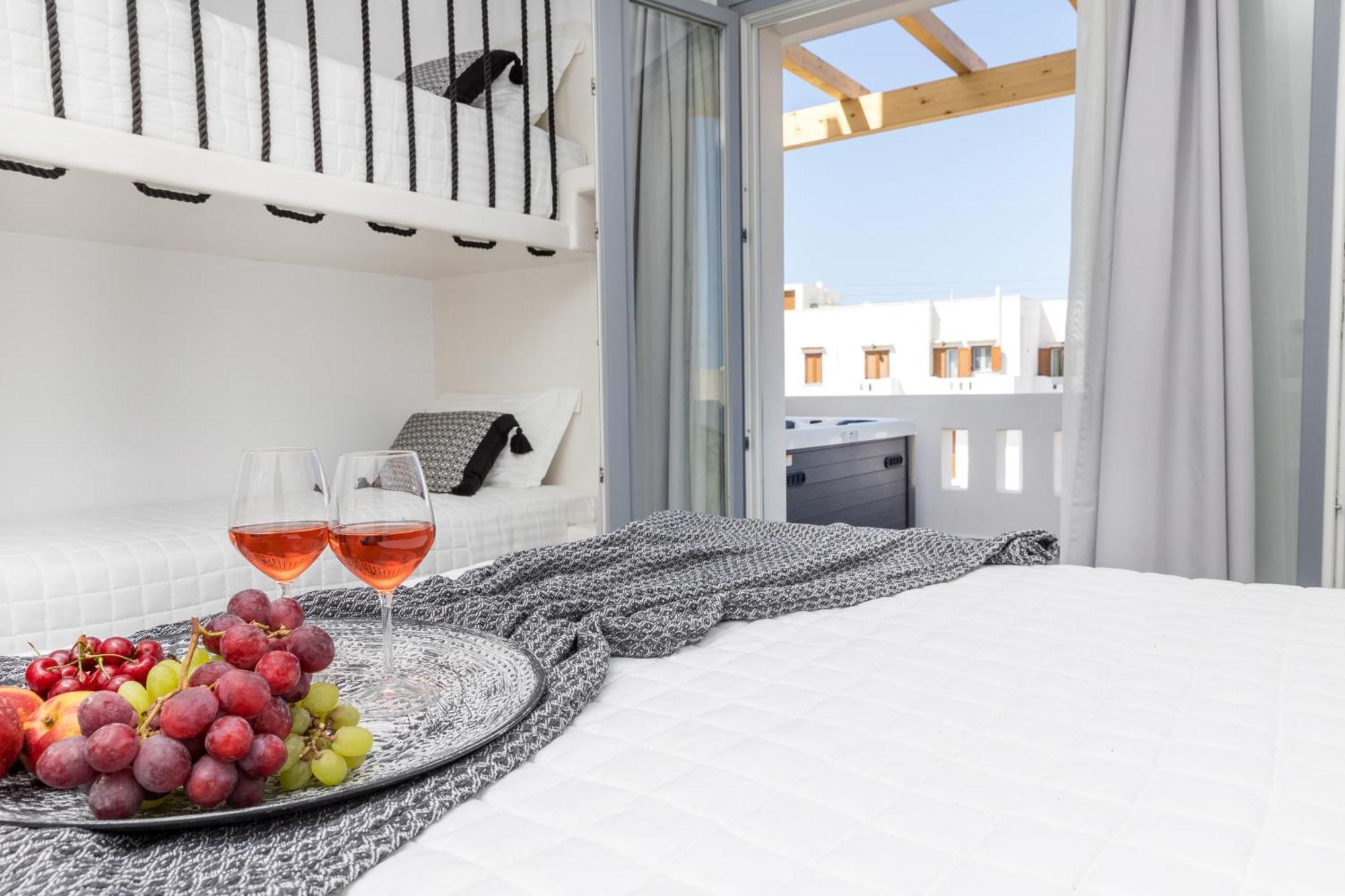 Alenor City Hotel Naxos City ภายนอก รูปภาพ