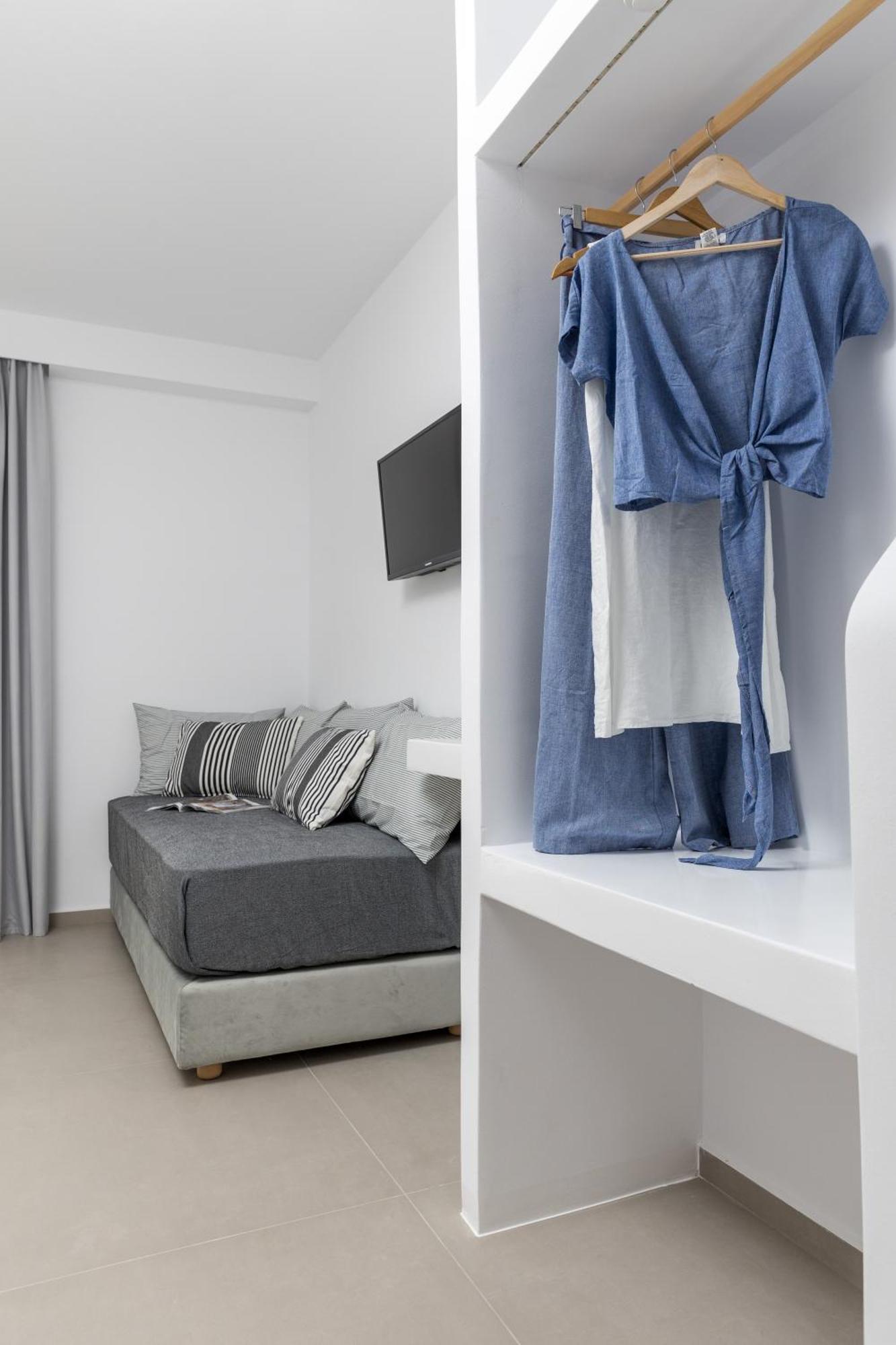Alenor City Hotel Naxos City ภายนอก รูปภาพ